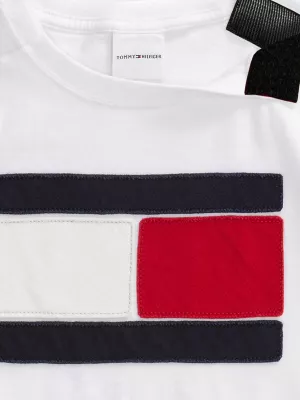 Camiseta Adaptável com Logo da Bandeira em Tamanho Grande