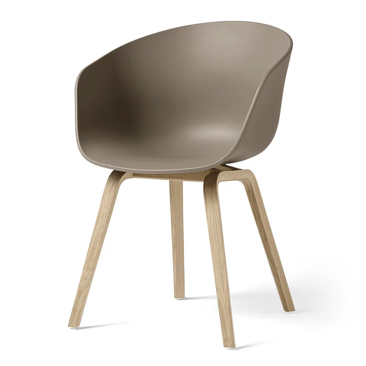 HAY - About A Chair AAC 22, Eiche lackiert / khaki 2.0 (Kunststoffgleiter)