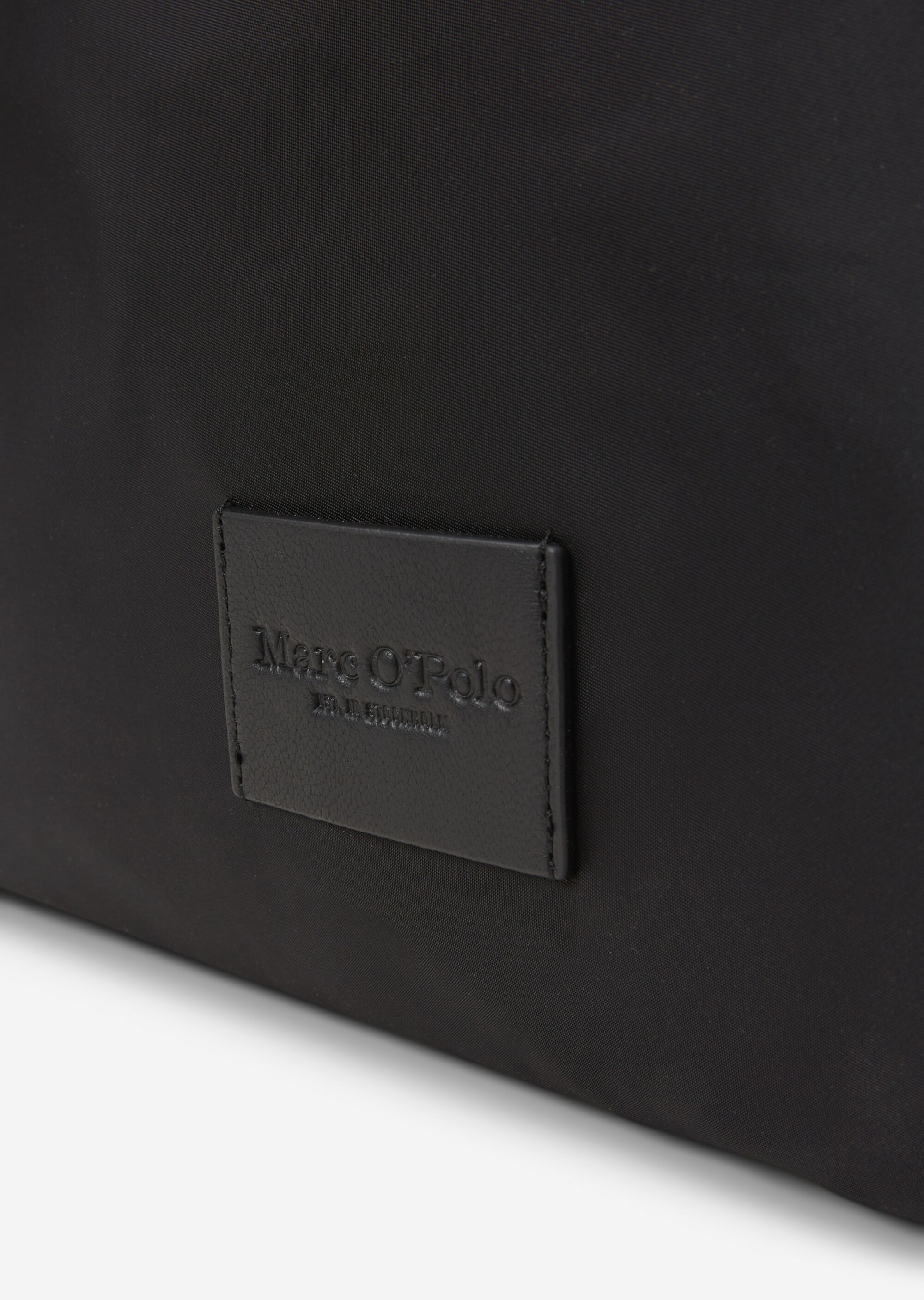 Hobo Bag aus recyceltem Material
