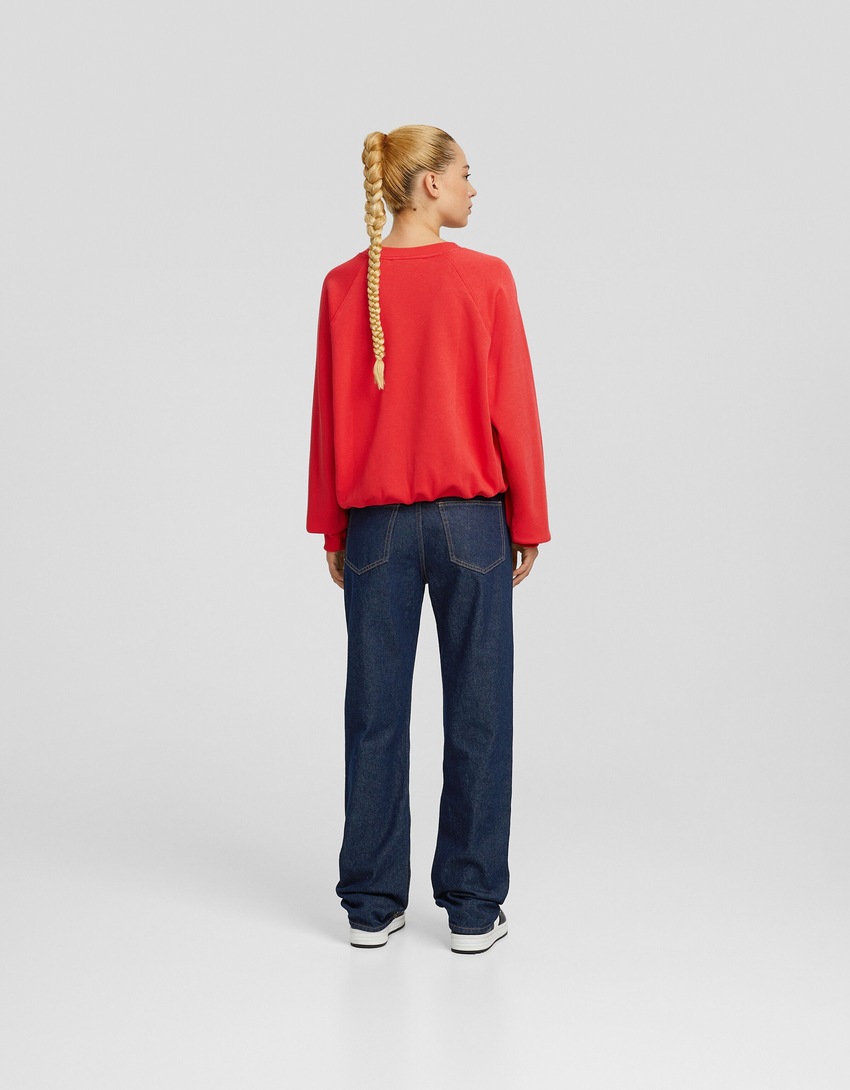 calça jeans de corte reto
