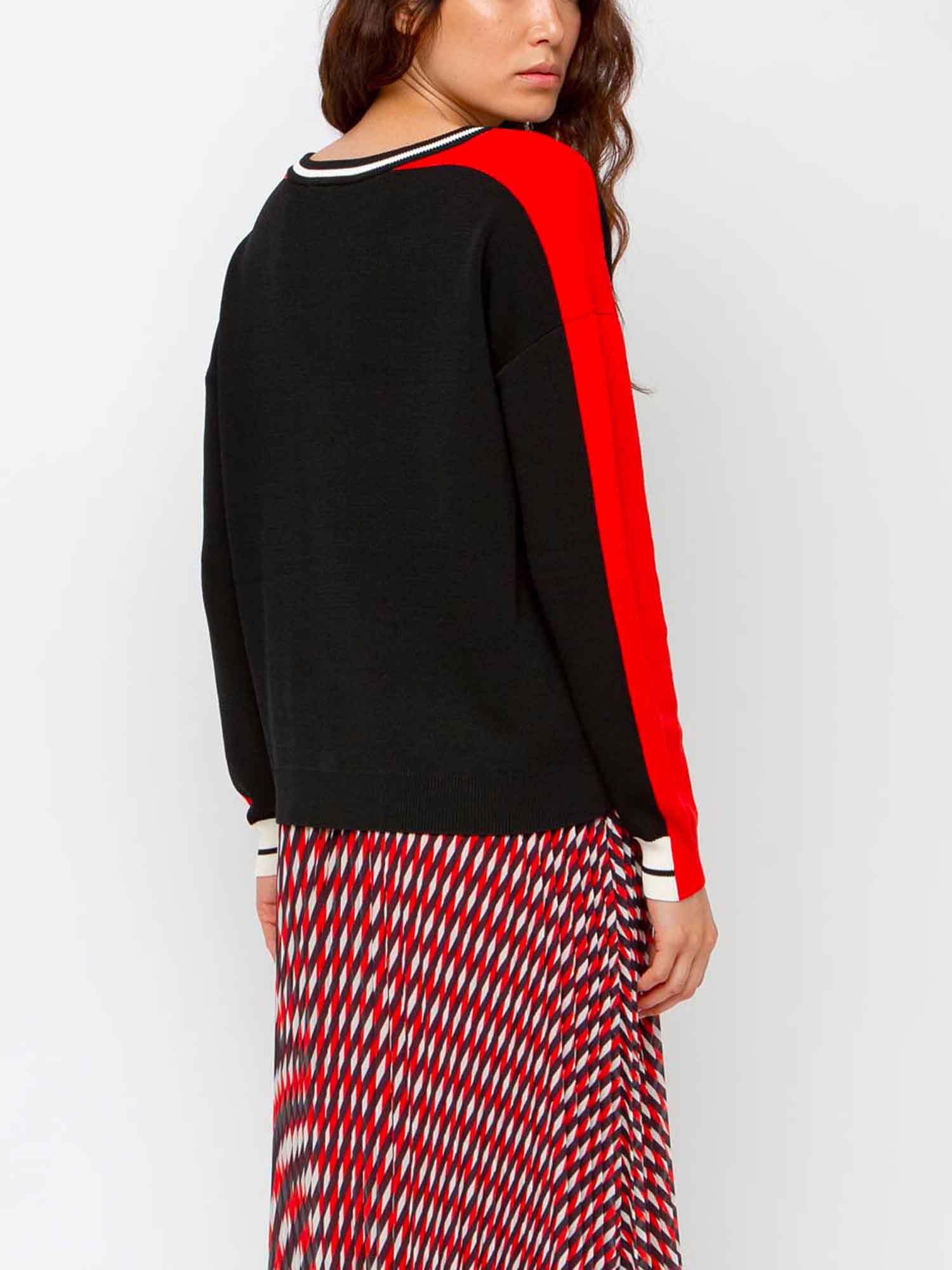 Pull Femme Col V Noir et Rouge