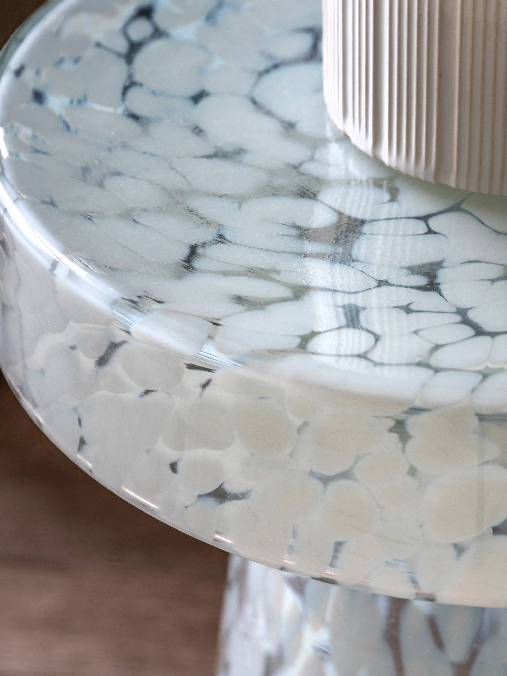 Ronde mondgeblazen bijzettafel Murano