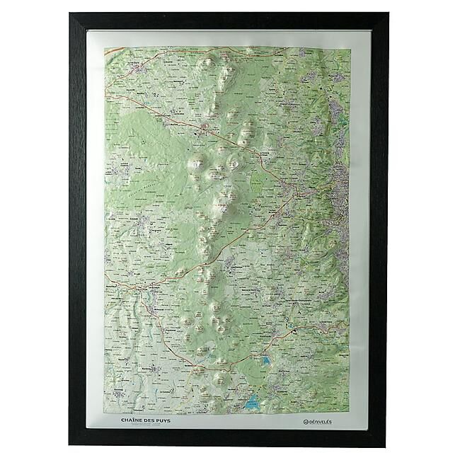 CARTE EN RELIEF CHAINE DES PUYS