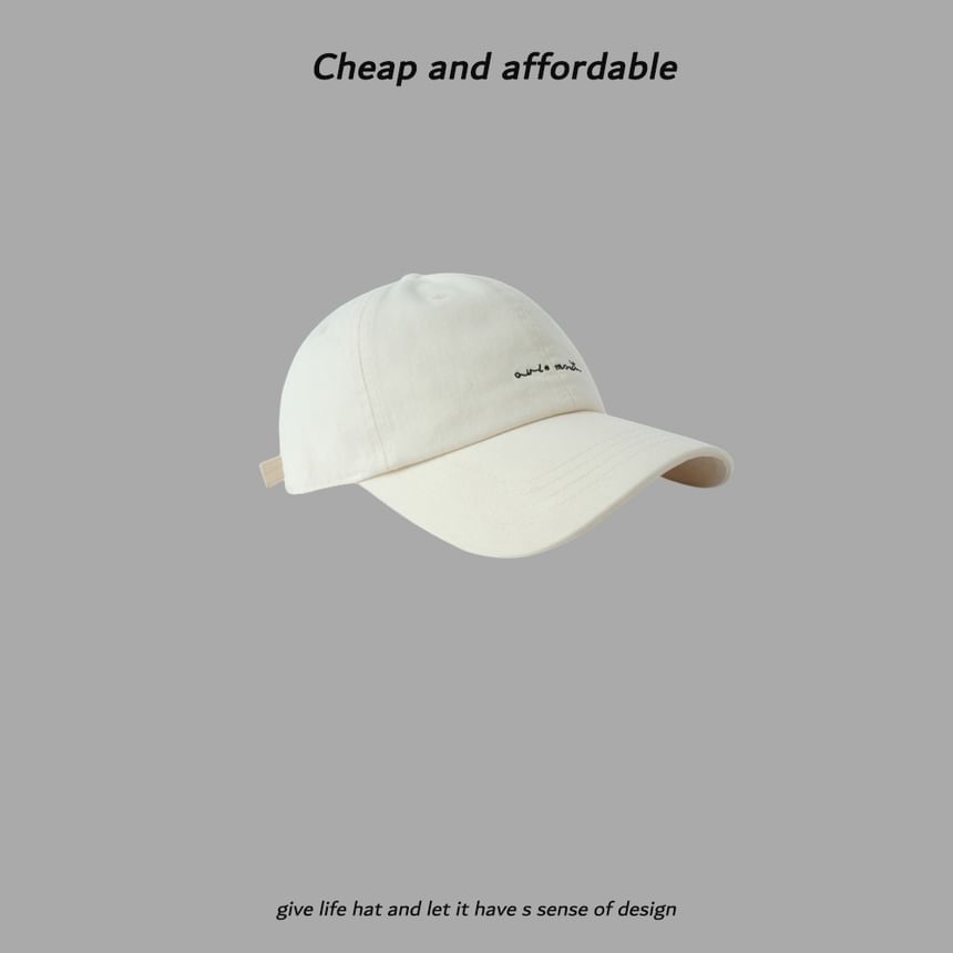 Alpha Kiss - Baseballpet met geborduurde letters