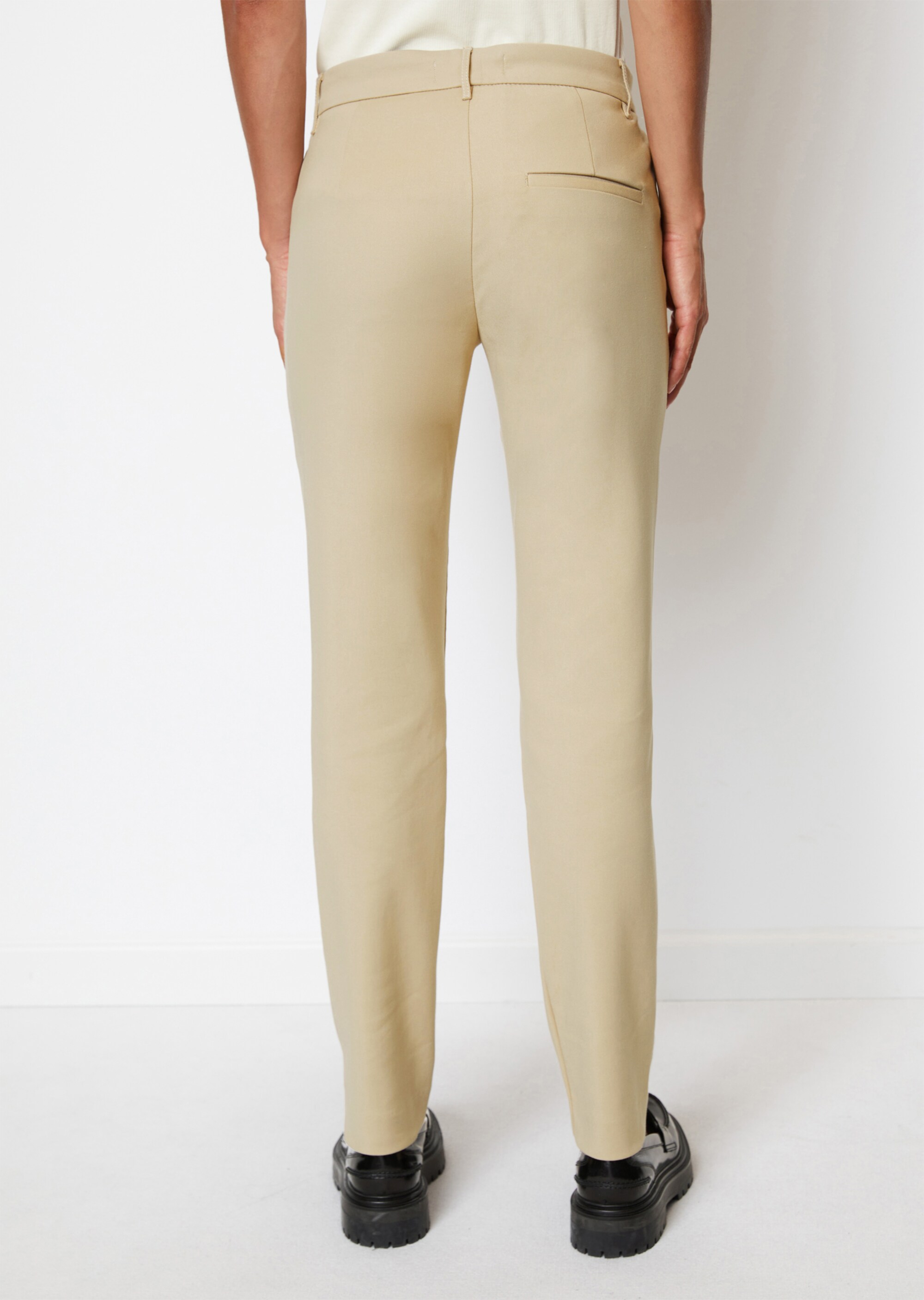 Hose Modell TIVA slimaus stretchigem Twill