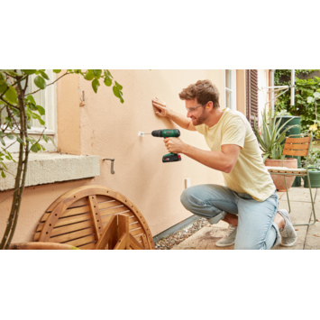 Bosch 18V klopboor EasyImpact incl. 1.5Ah accu lader en 241-delige accessoireset in luxe koffer