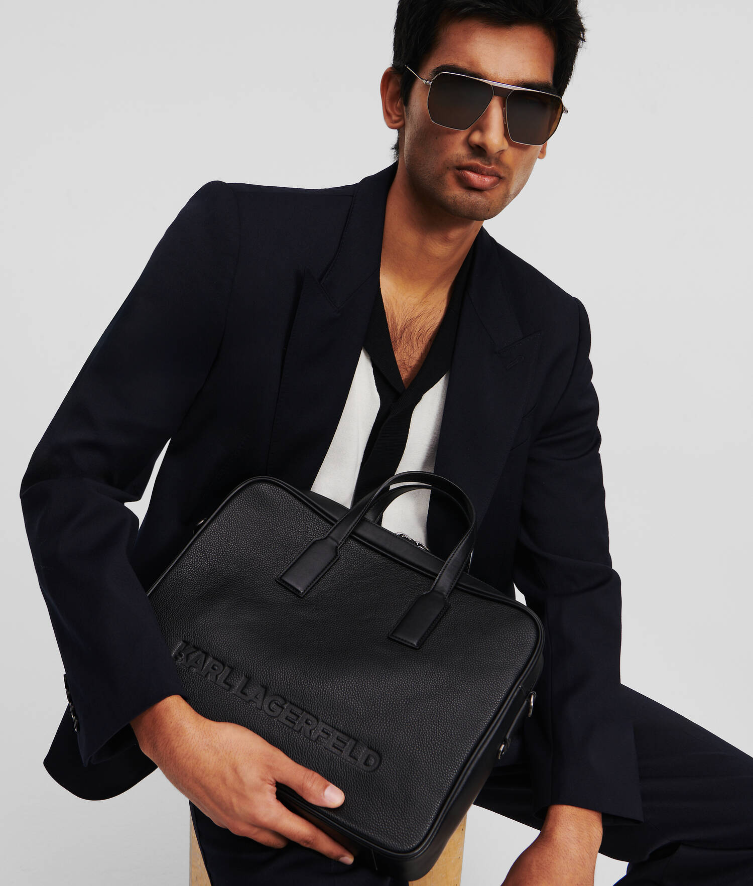 SACOCHE EN CUIR K/ESSENTIAL
