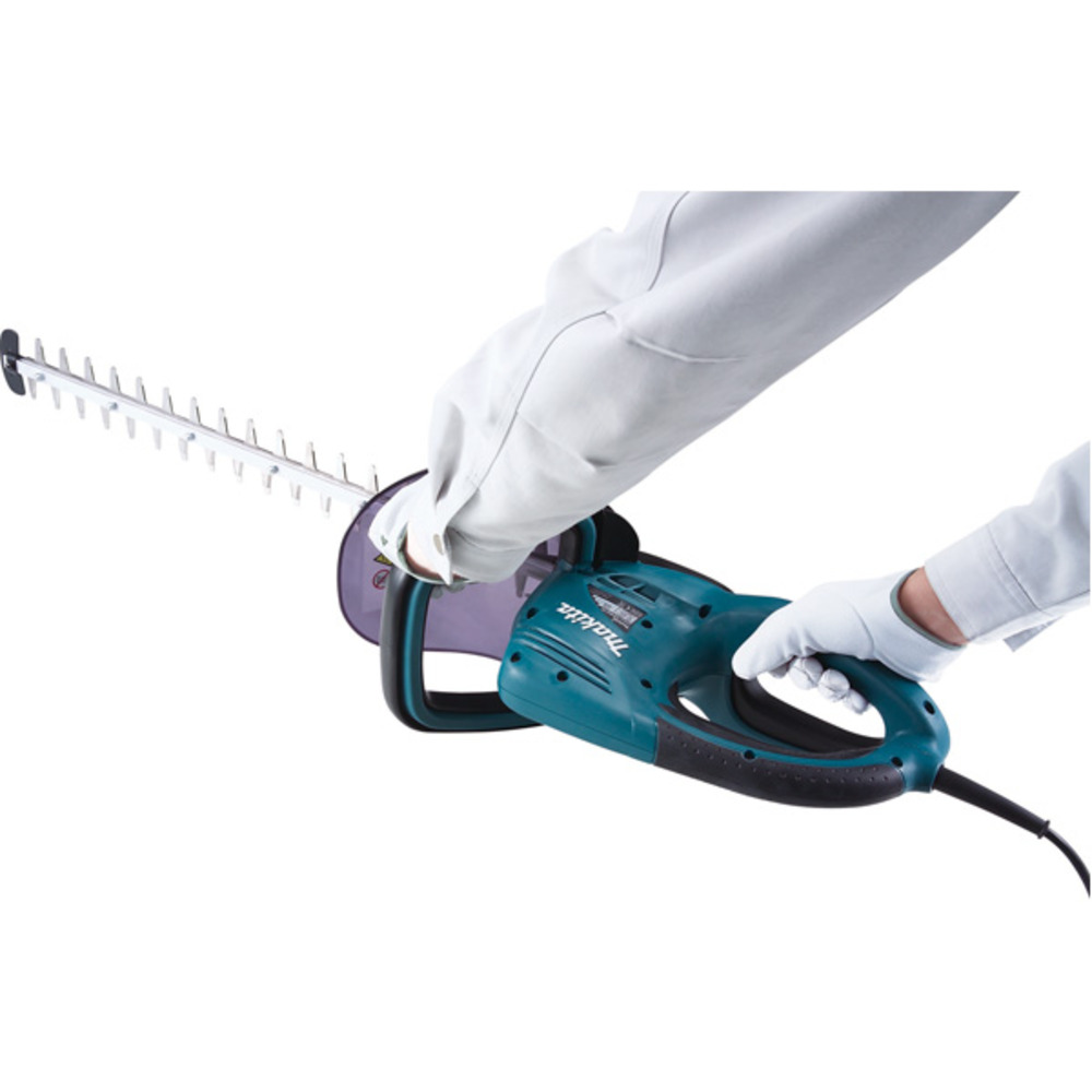Taille-haie semi-pro électrique filaire - 550 w - 65 cm - alim 0,3 m - 3,8 kg