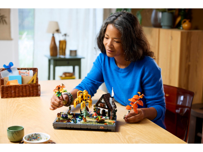 LEGO Herfsttuin met cottage (11372)