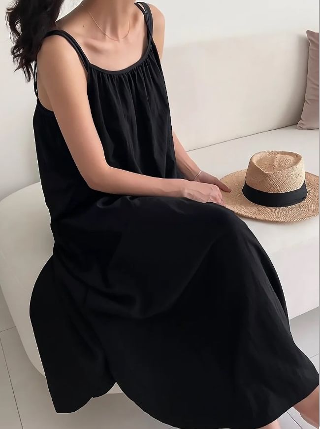 Seoulchic - Spaghettibandjes Effen Gerimpelde Losse Maxi-jurk