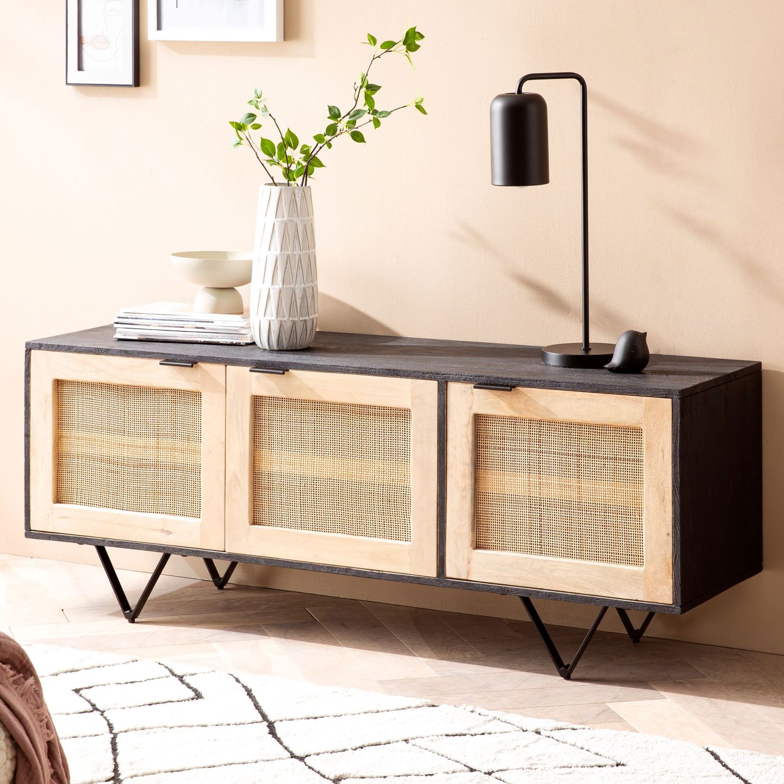 Sideboard - braun-schwarz - Massivholz - 3 Türen - 145 cm