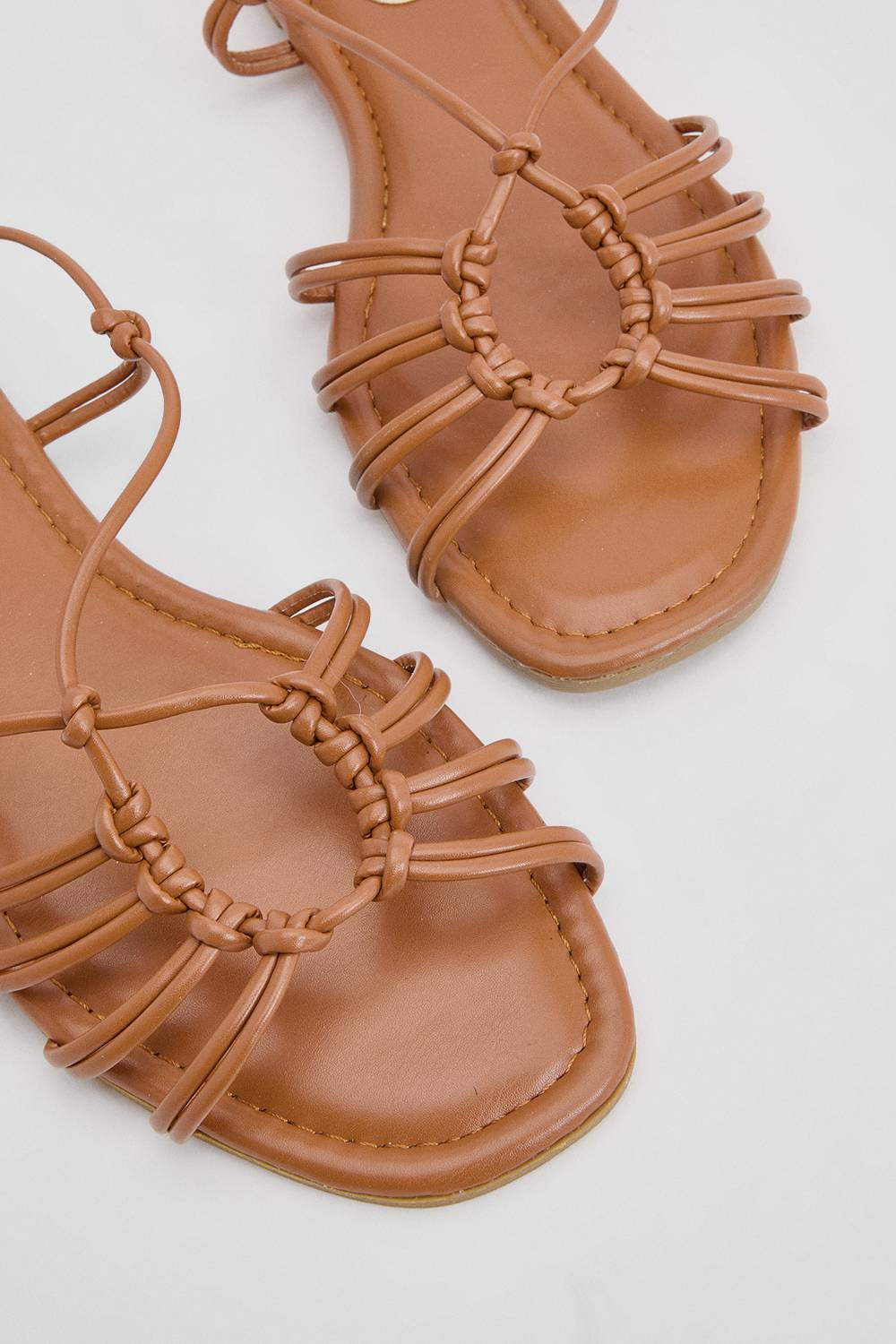 Oasis Sandales Plates À Bout Ouvert Avec Brides En Synthétiquecuir Clara