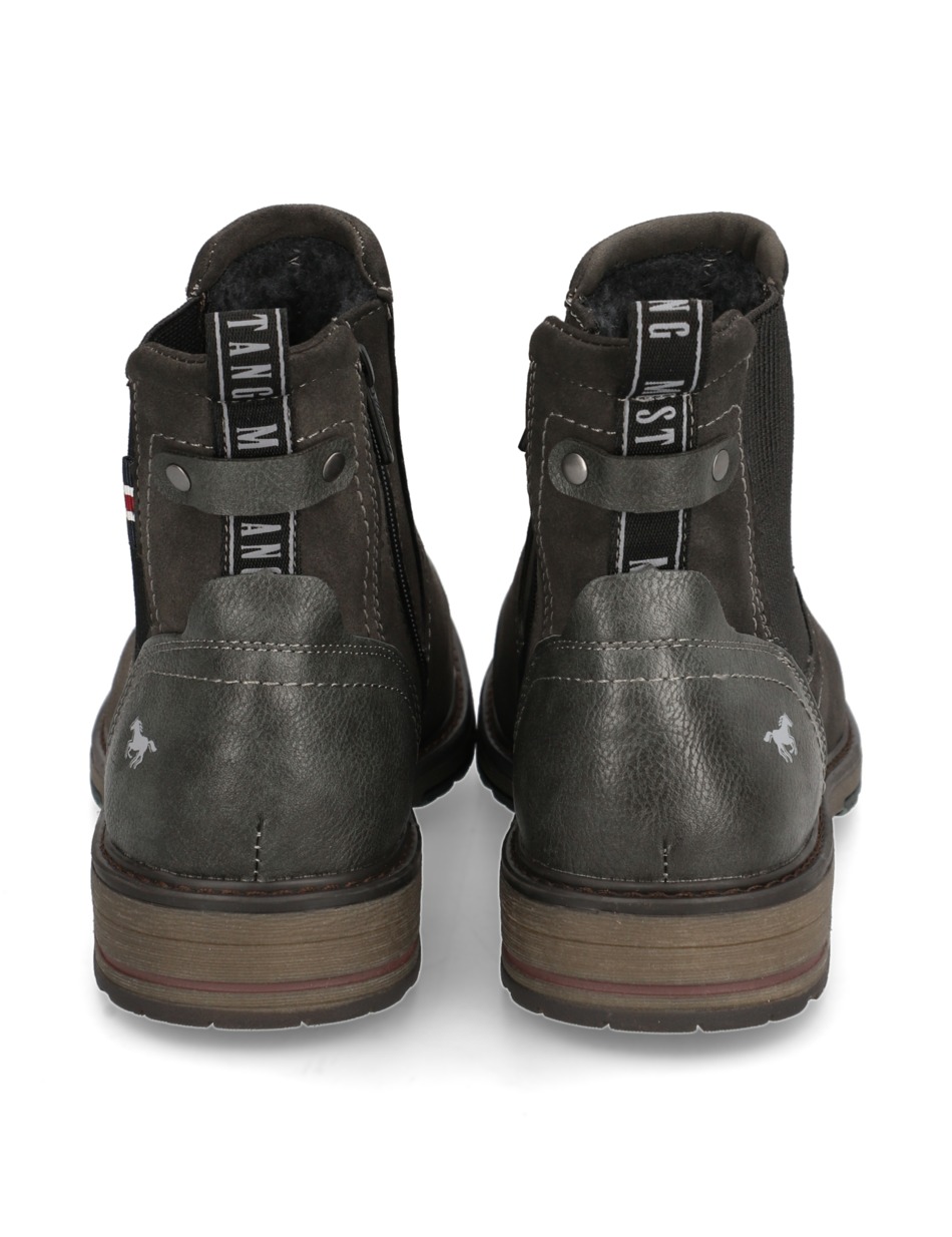 Chelsea Boot