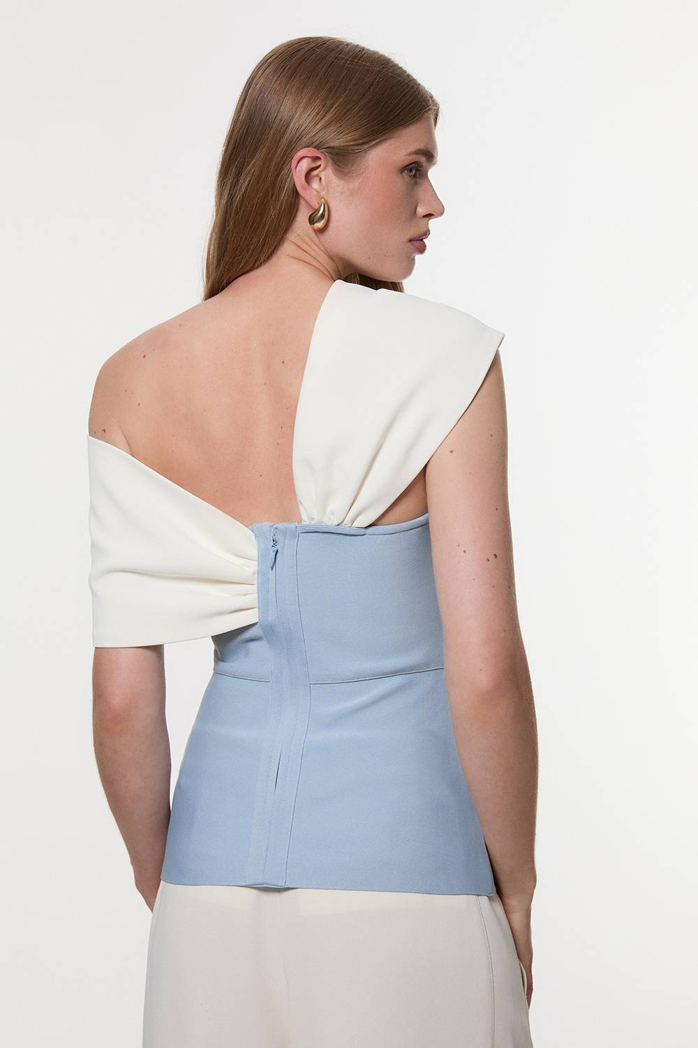 KarenMillen Haut Bandage Tricoté à Bretelle Asymétrique Près du Corps