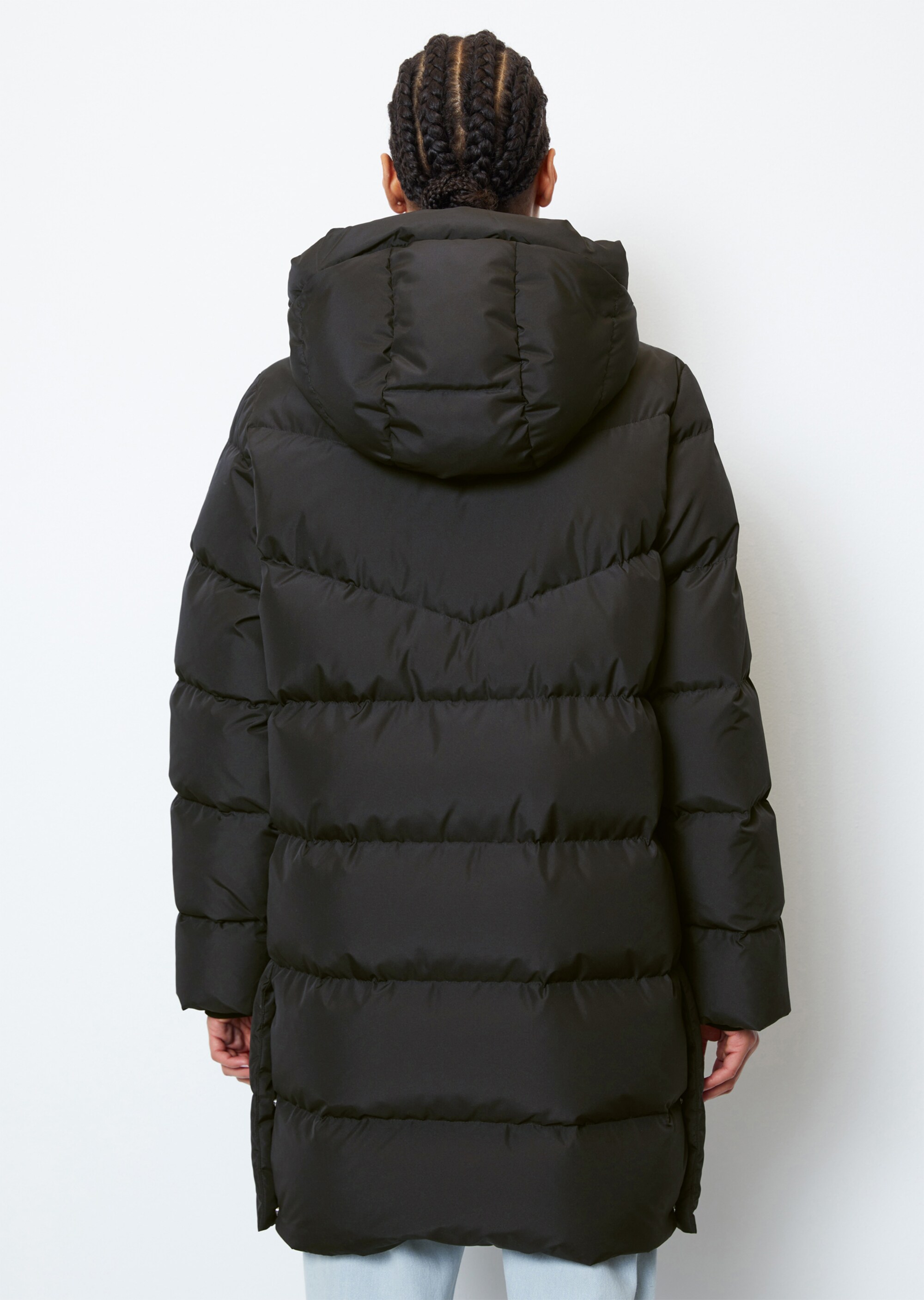 Puffer-Kapuzen-Daunenmantel regular aus teilweise recycelten Materialien