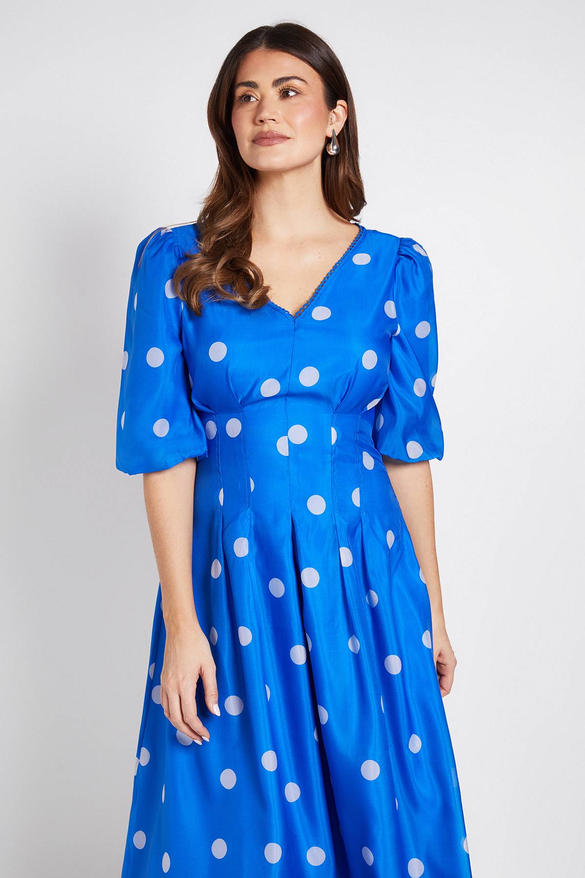 Wallis Robe Midi À Pois Avec Manches Bouffantes Et Bordure En Dentelle