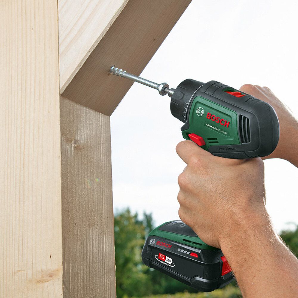 BORSKRUTREKKER BOSCH ADVANCED 18-80 18V 2X2,5AH