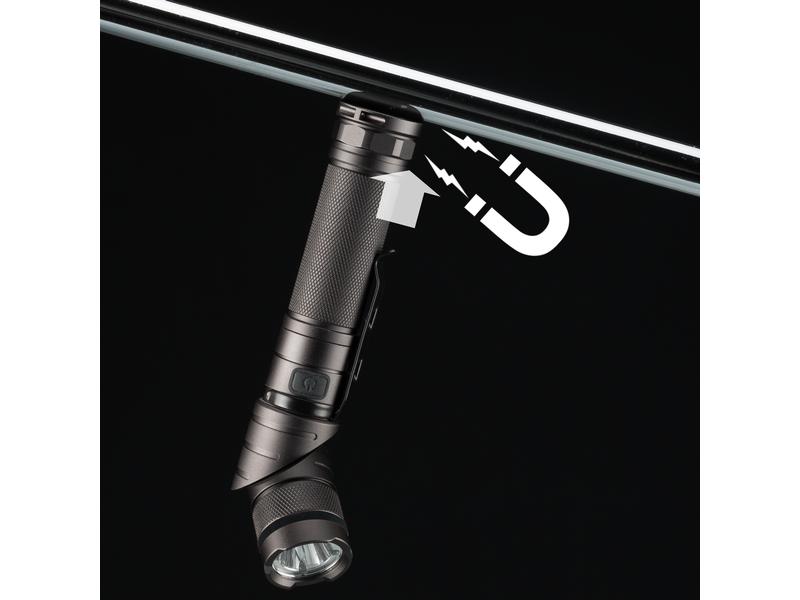 National Geographic Taschenlampe Iluminos LED RG800 Mit 800 Lumen und neigbarem Kopf