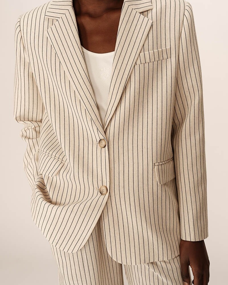 GRACE & MILA<br>Blazer listrado PIA