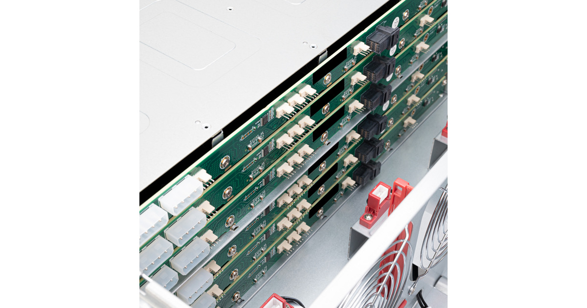 SilverStoneRM43-324-RS, rack behuizing