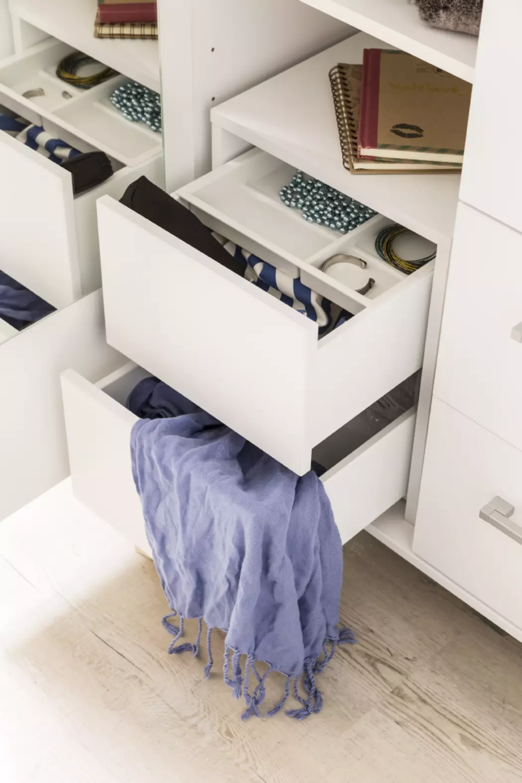 Kleiderschrank Kira, 135 x 205 cm