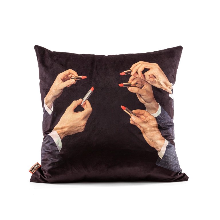 Seletti Toiletpaper kussen 67x67 Lipsticks Black