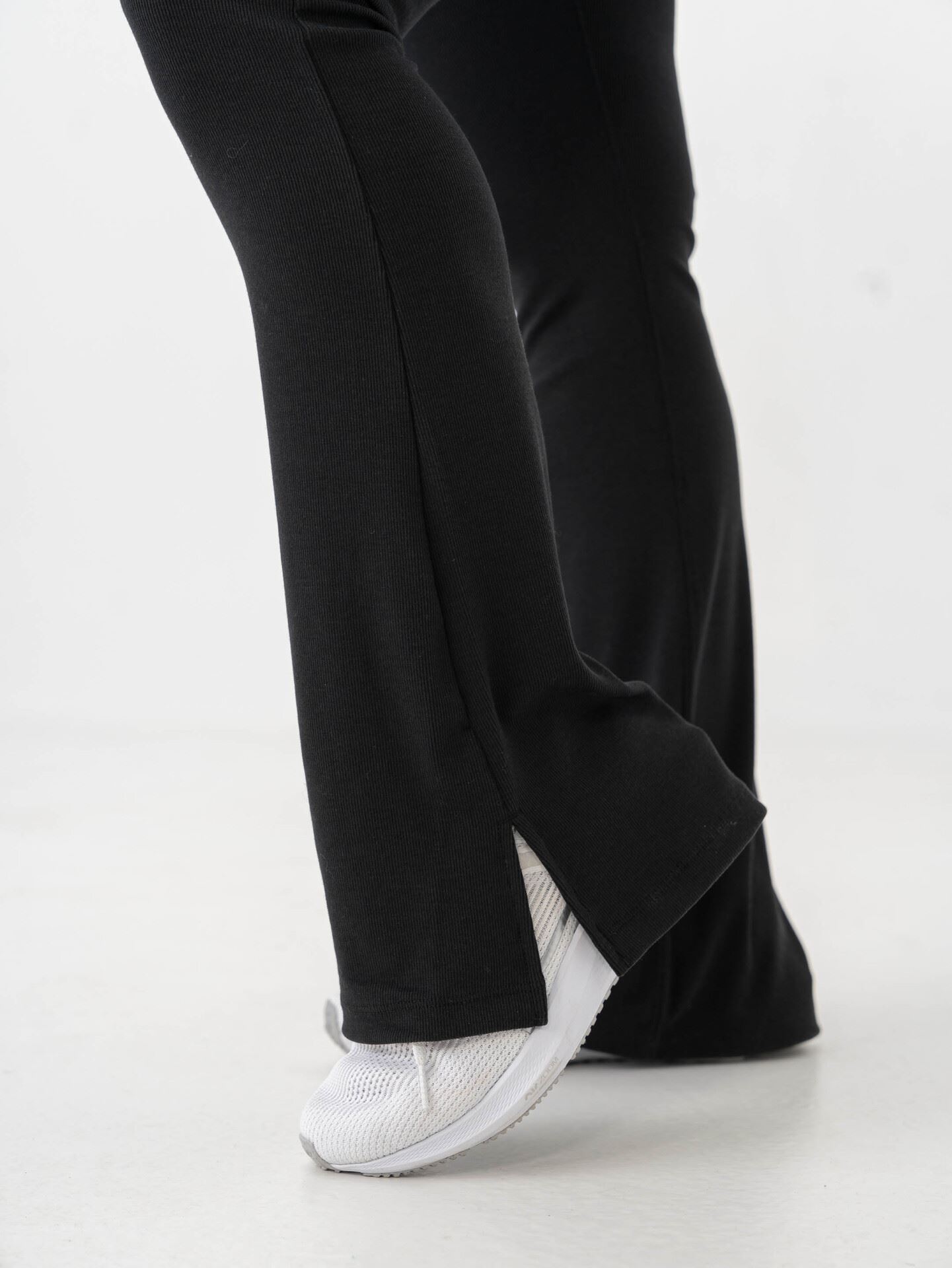 Sportswear Chill Knit Mini-Rib Mid-Rise Flared Tights