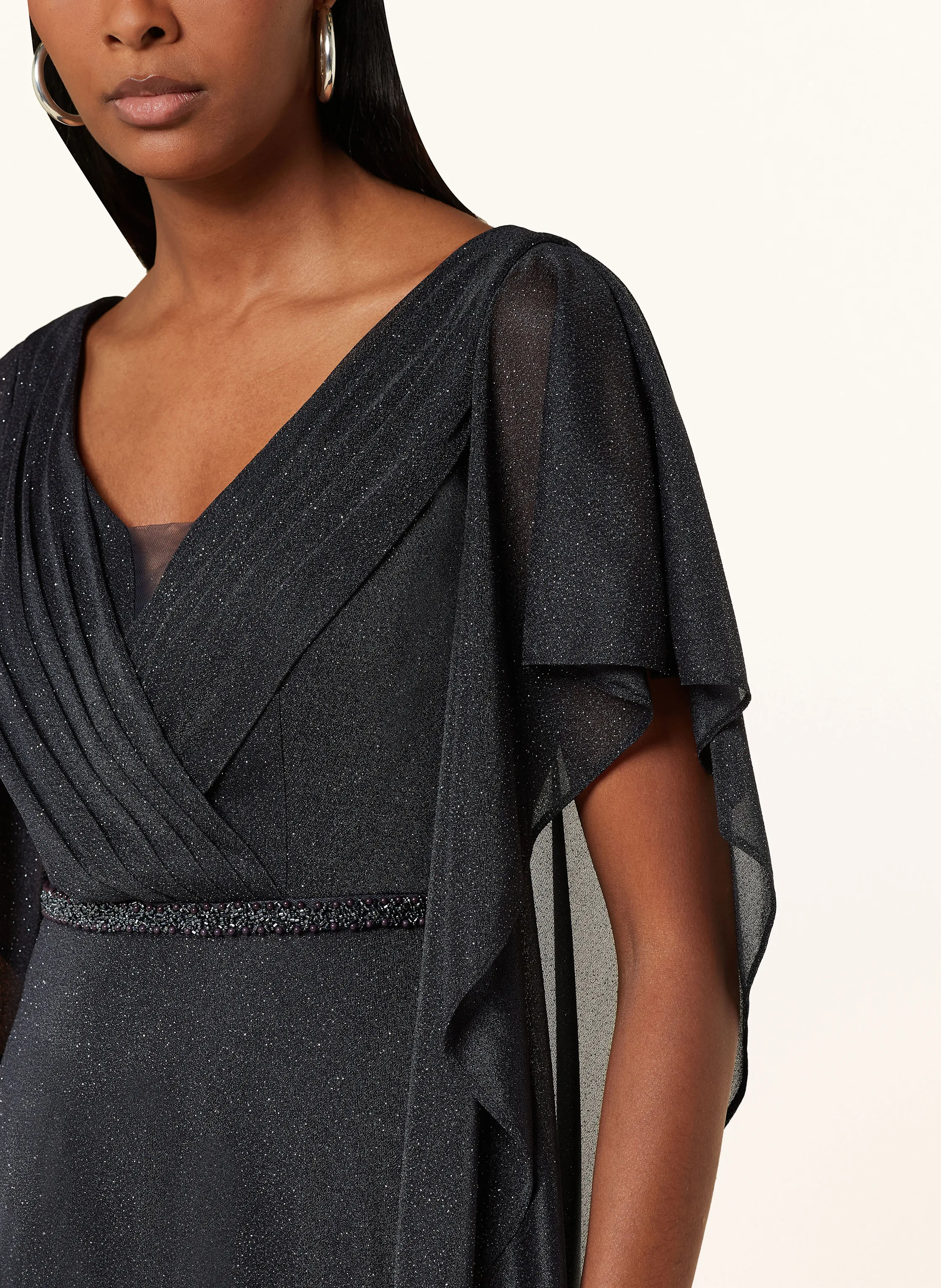 Vera Mont Abendkleid mit Schmucksteinen