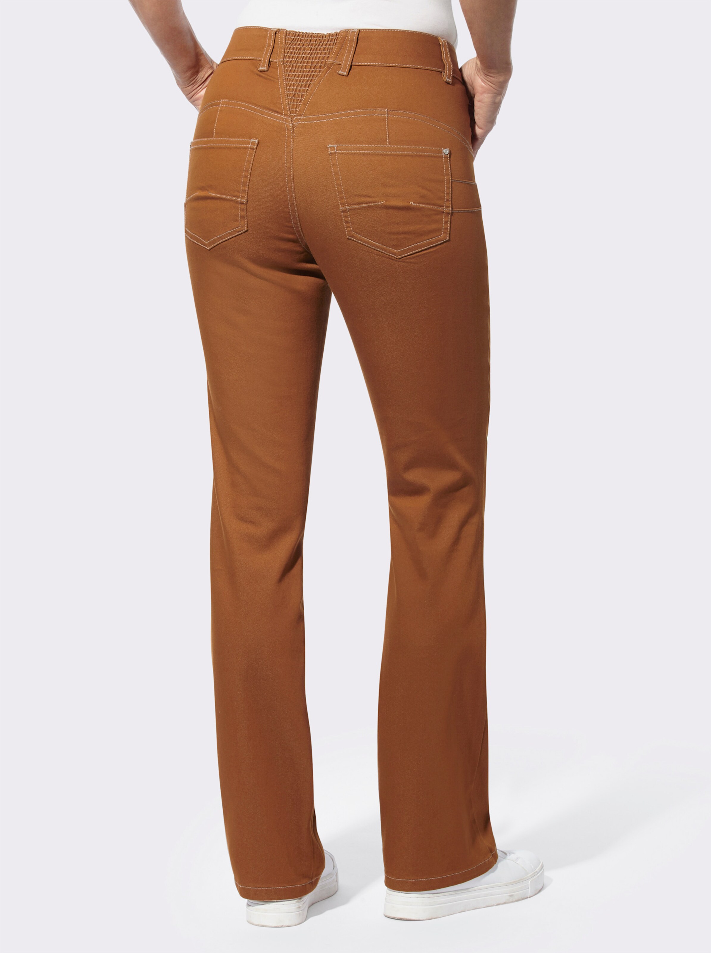 Bootcut-Jeans mit Push up-Effekt