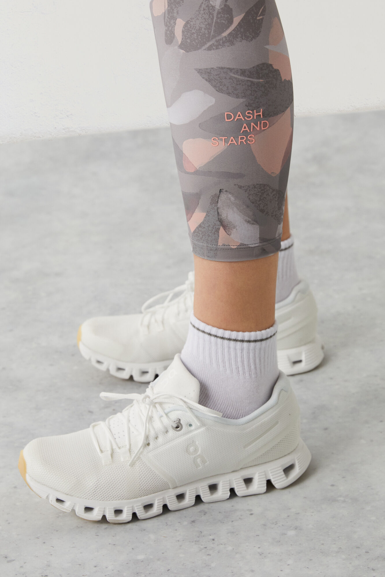 Leggings cropped flores 4D Stretch - cinza