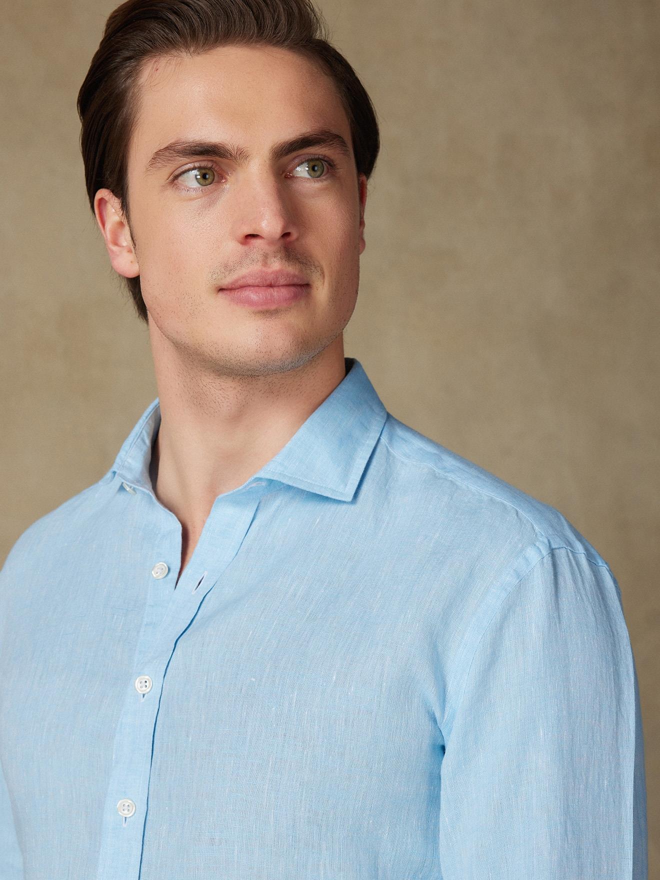Chemise cintrée Olaf en lin turquoise