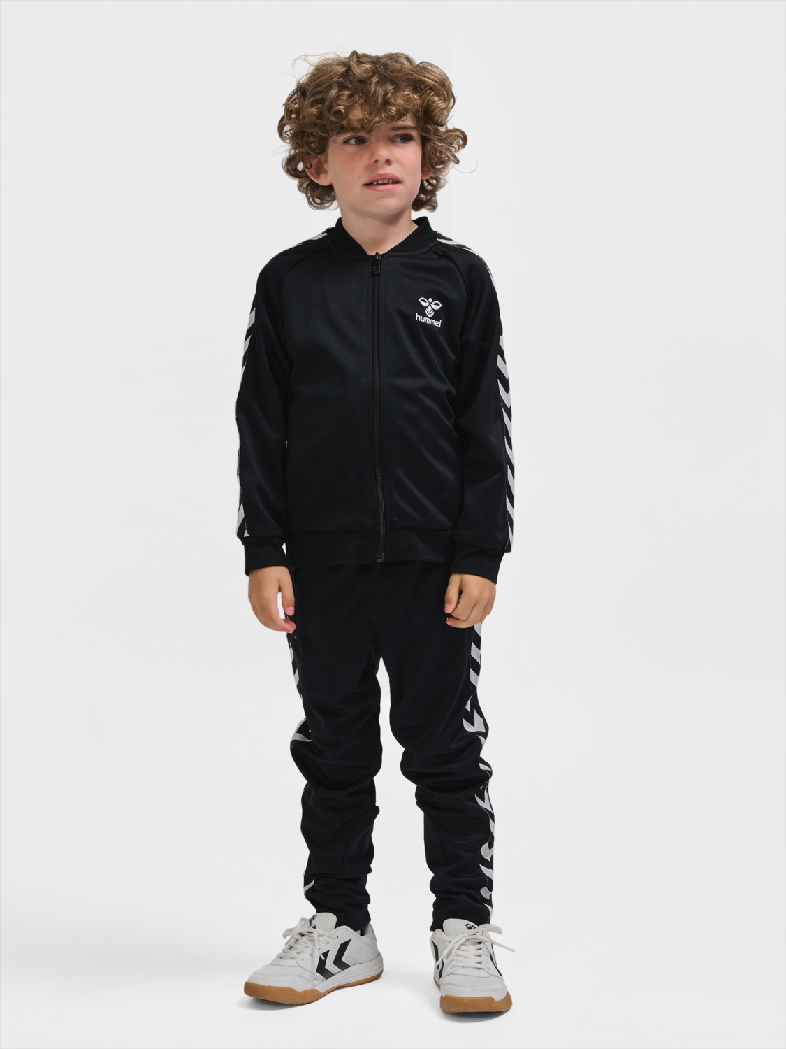 hmlNEWI ZIP JACKET
