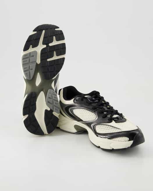Lacoste Storm Sneaker in Schwarz