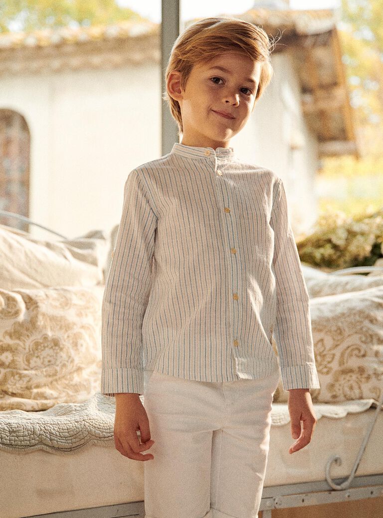 Chemise à rayures bleu, beige et blanc