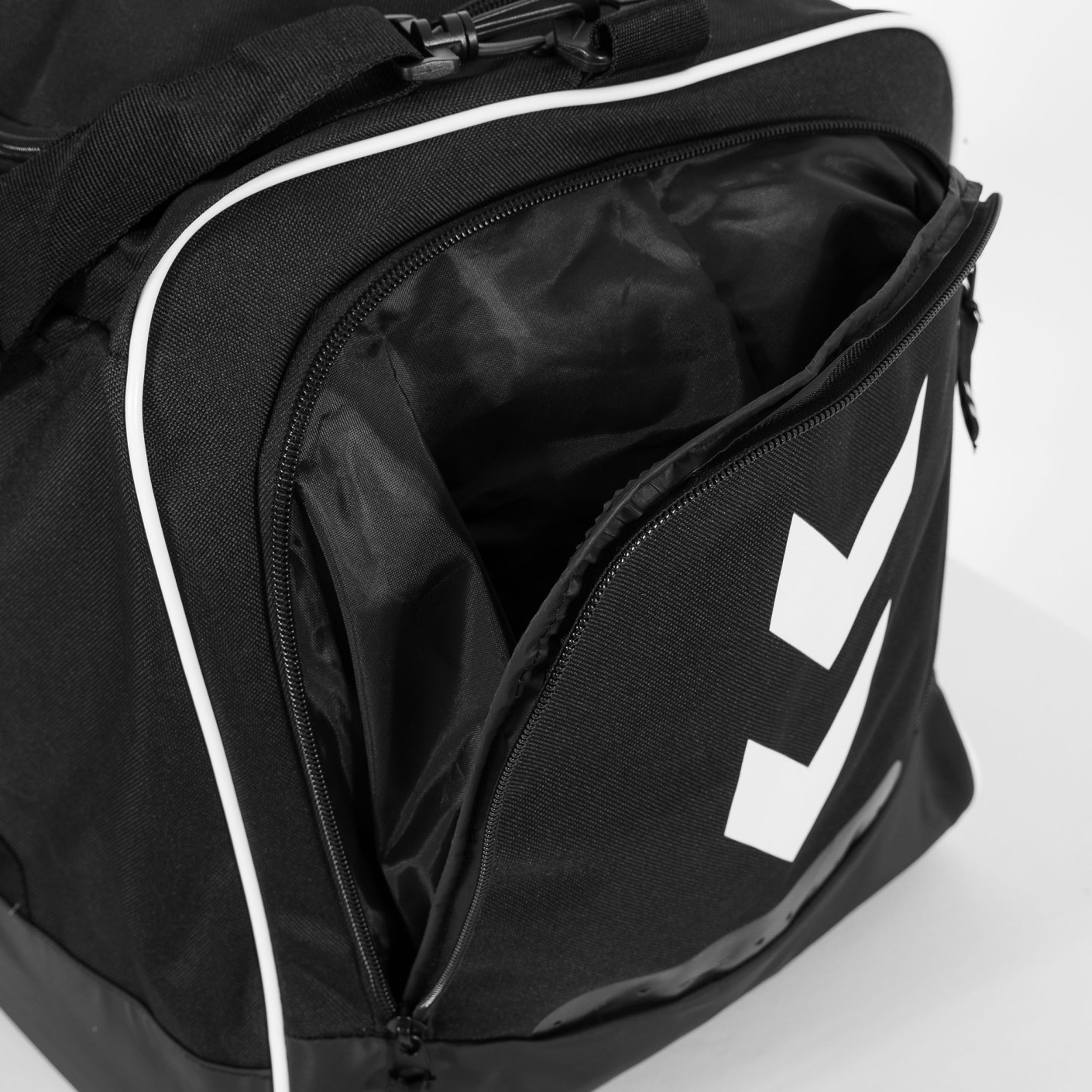 Hummel Team Elite II Voetbaltas Zwart Wit