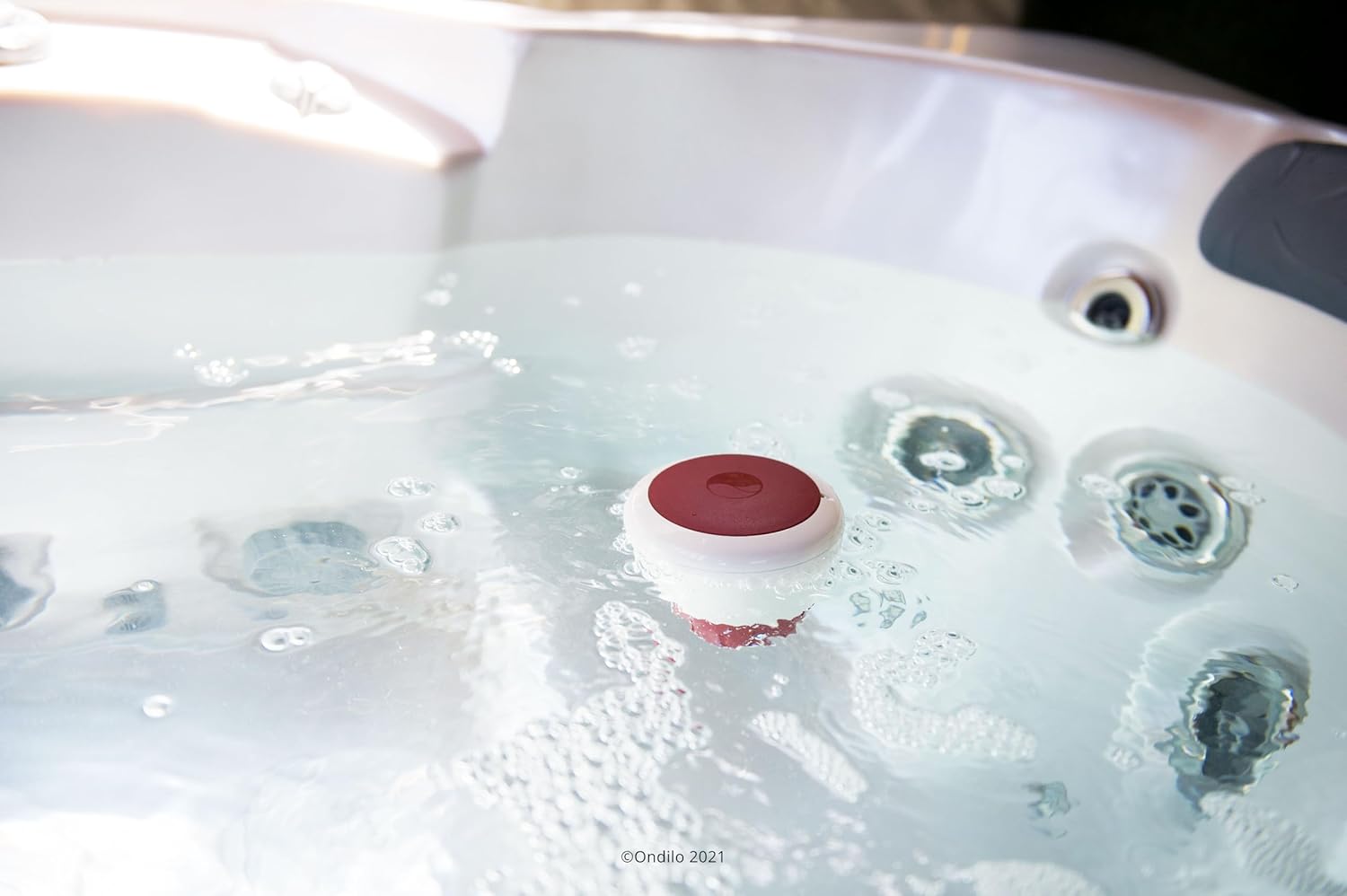 ICO Spa V2 Chlorine Bromine – Angeschlossener Wasseranalysator für mit Chlor oder Brom behandelte Spas – Misst einmal pro Stunde pH, ORP und Wassertemperatur – Empfehlungen auf dem Smartphone
