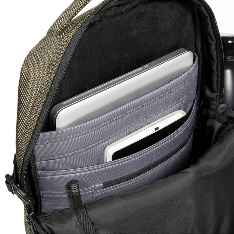 Sac à dos ordinateur 15 pouces Tecum M 19 Litres CNNCT Khaki
