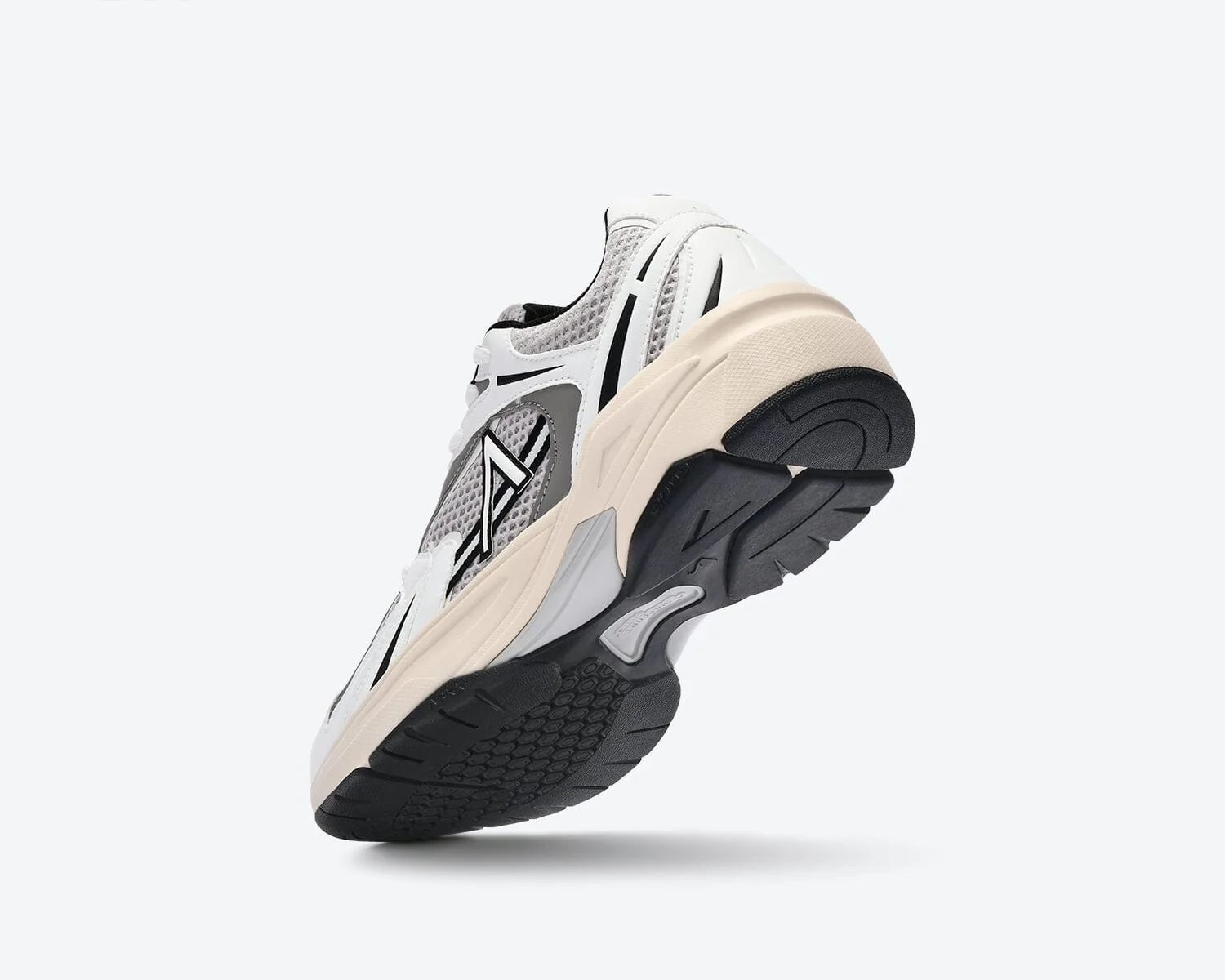 ARKK Copenhagen Oserra White Black