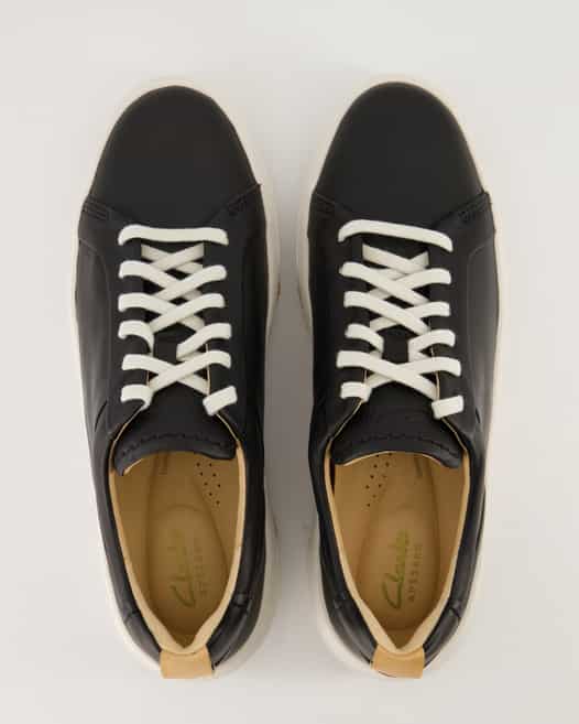 Clarks HOLLYHOCK WALK Sneaker in Schwarz