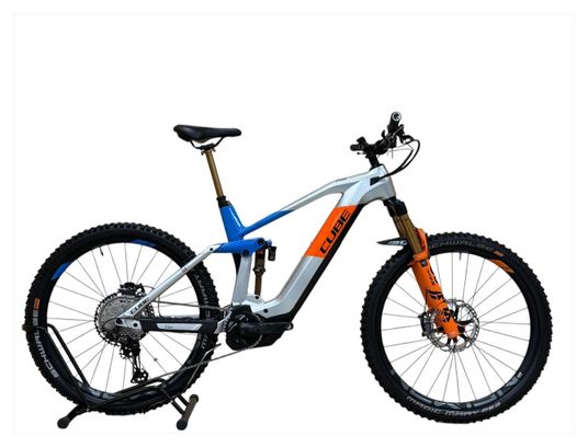 Produit reconditionné . Cube Stereo Hybrid 160 Action Team 625 XT 2021 . VTT électrique . Cube . très bon état