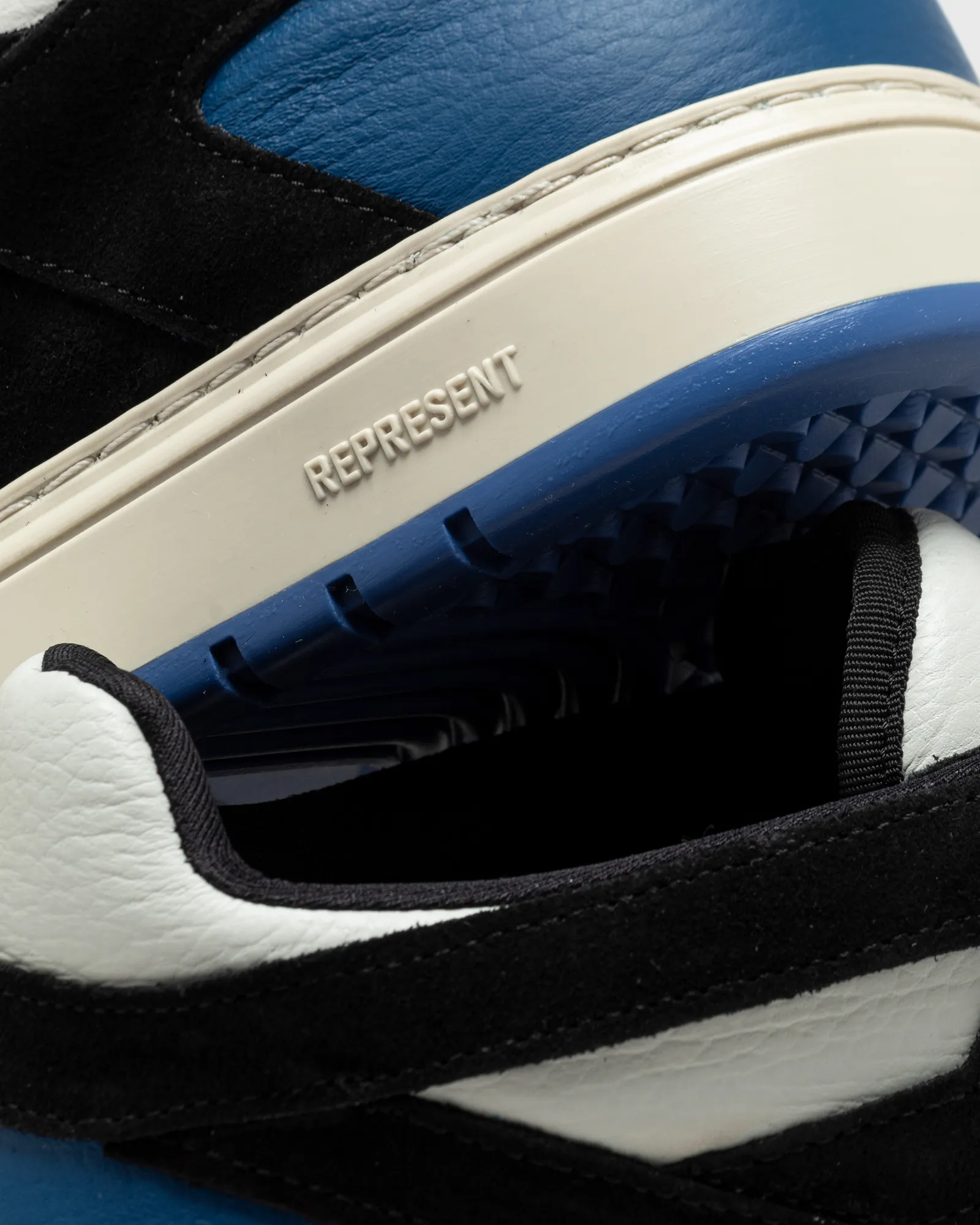 Represent REPTOR LOW