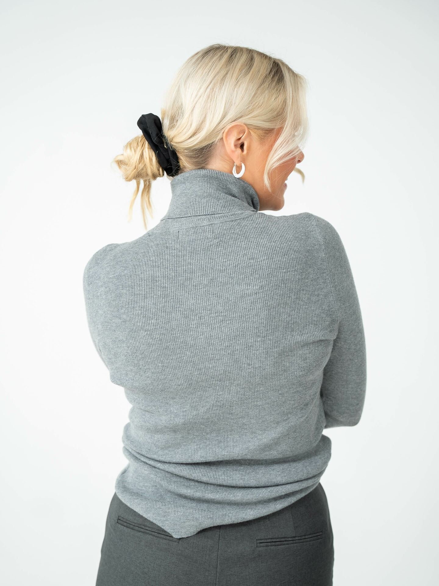 Maile Rachelle R Pullover