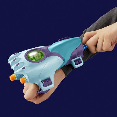 Transformers EarthSpark Cyber-Sleeve Blaster