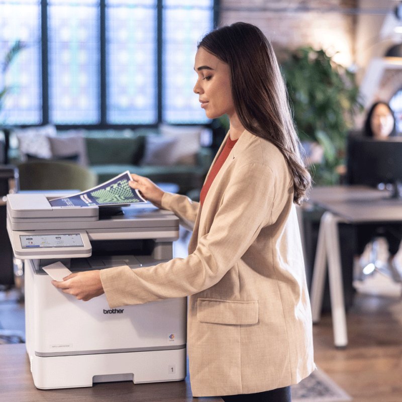 Brother MFC-L8970CDW Imprimante multifonction Laser Wifi
