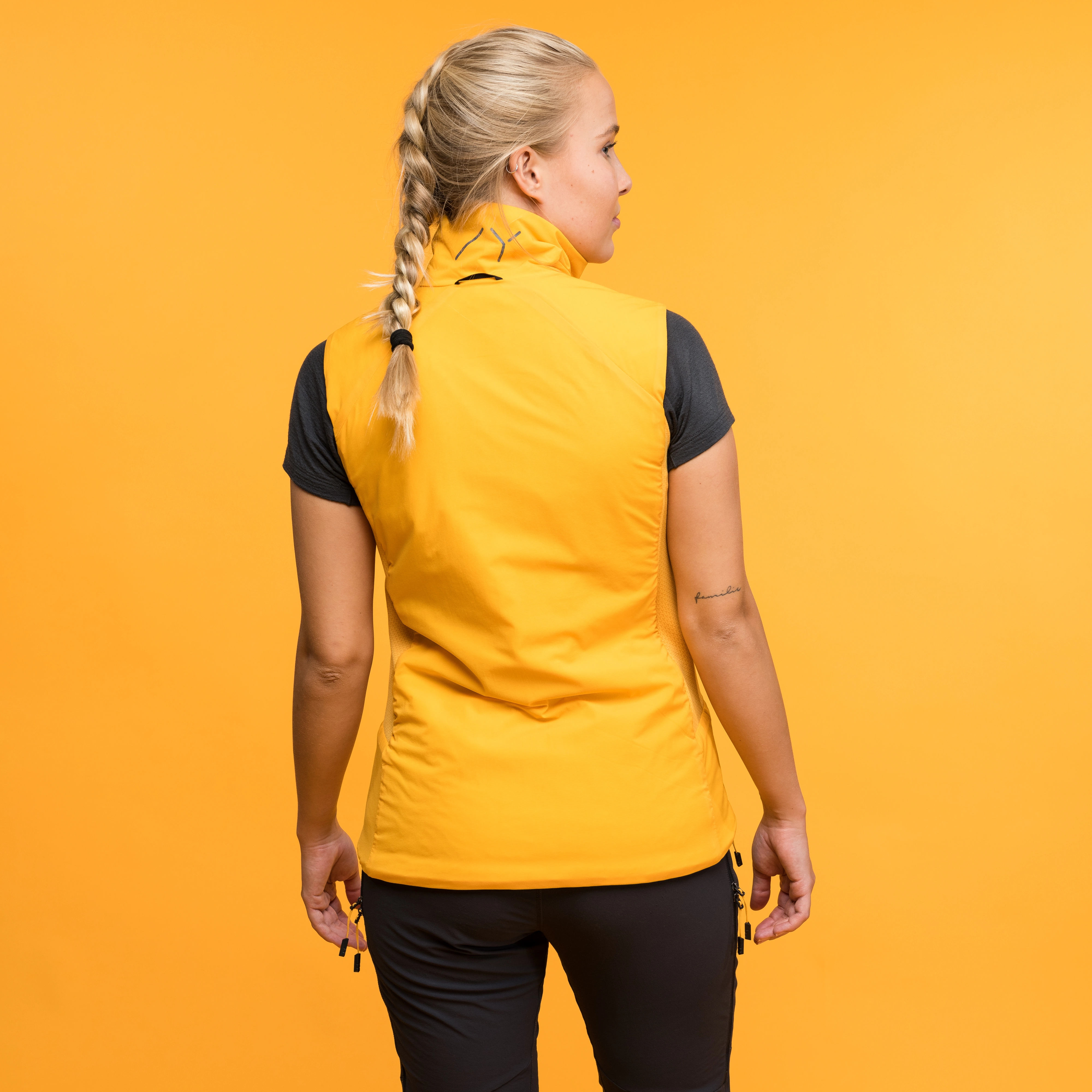 Y MountainLine Light Insulated Air Vest Women Mango Yellow