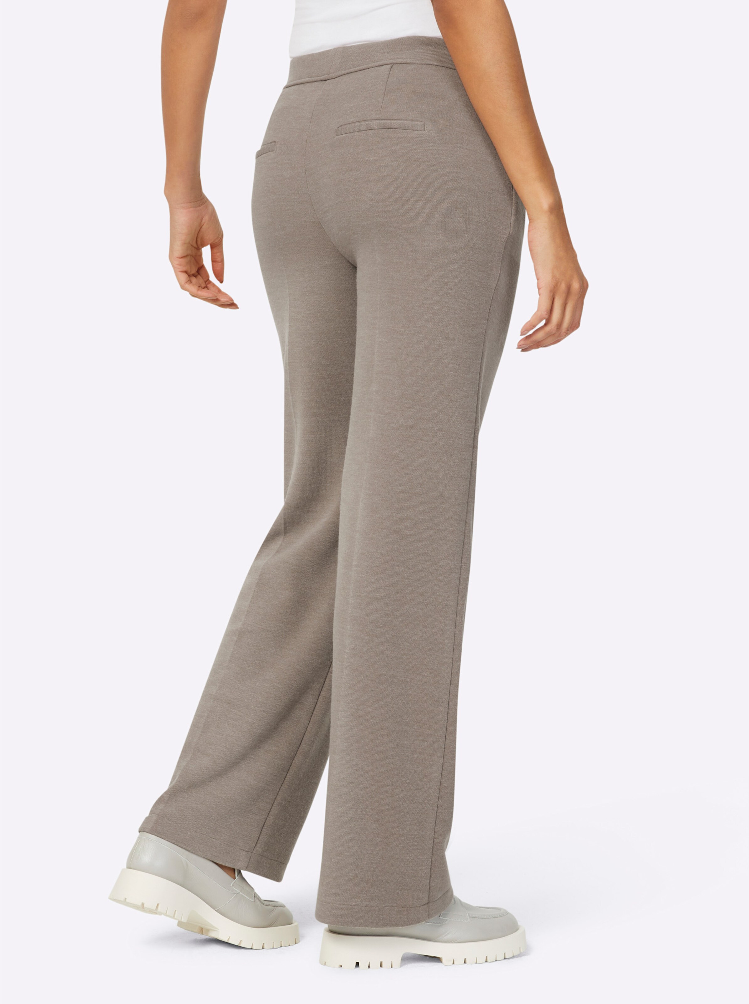 Hose in taupe