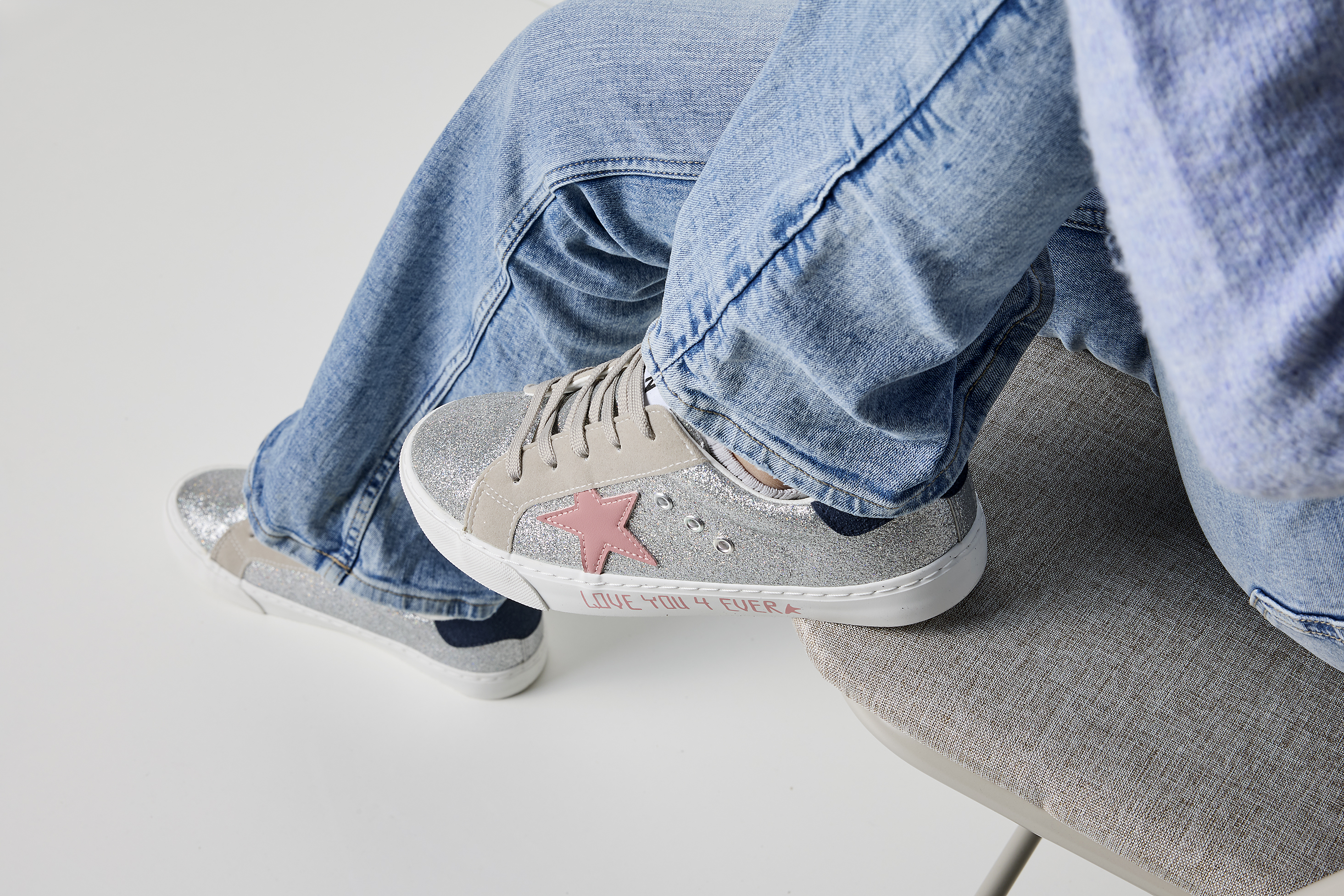 Trendy sneakers med glitter