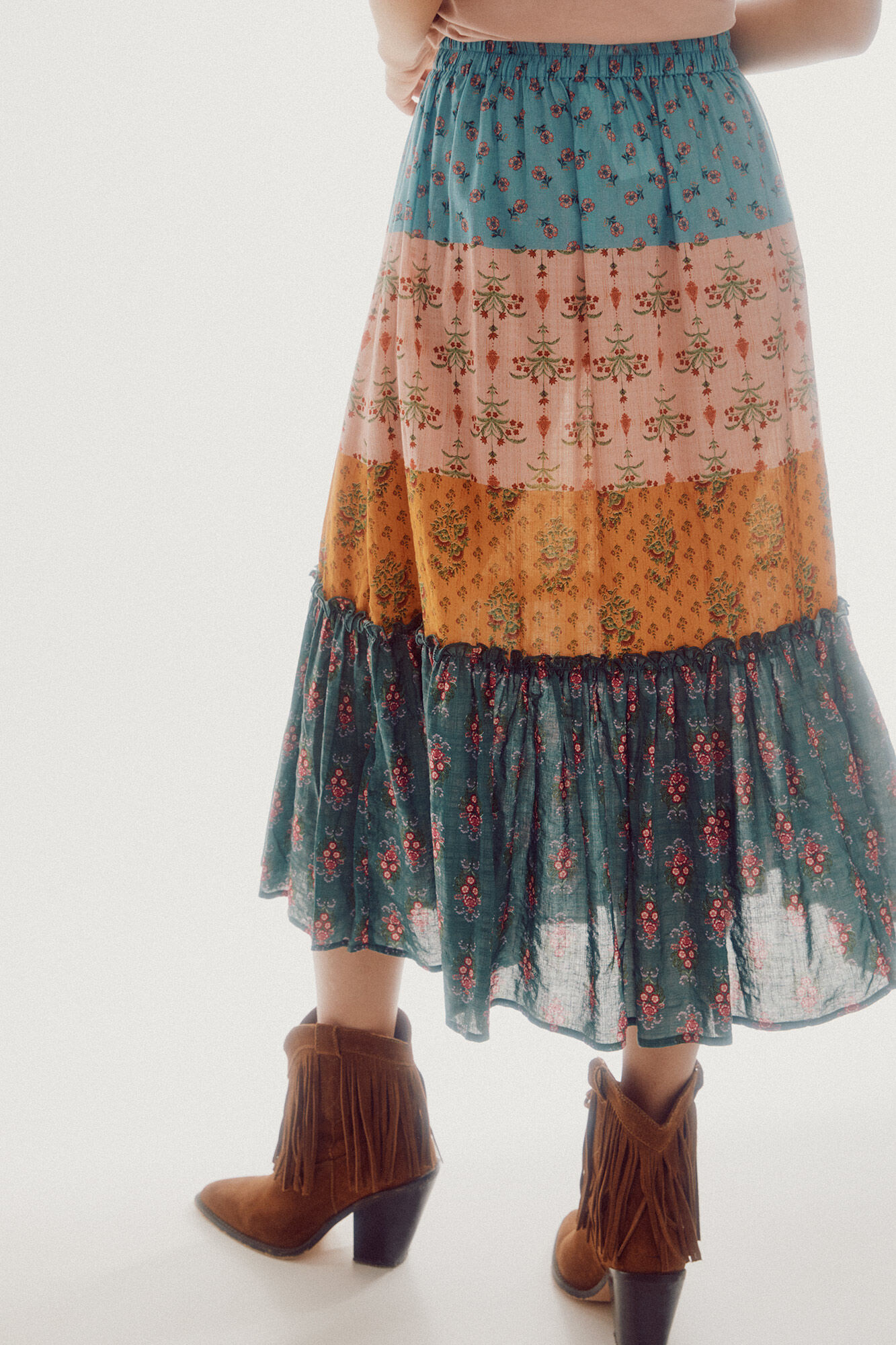 Saia midi estampada - Multicolorida