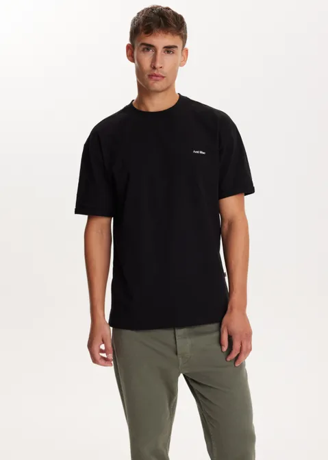 Essential Logo Tee zwart (ZWART)