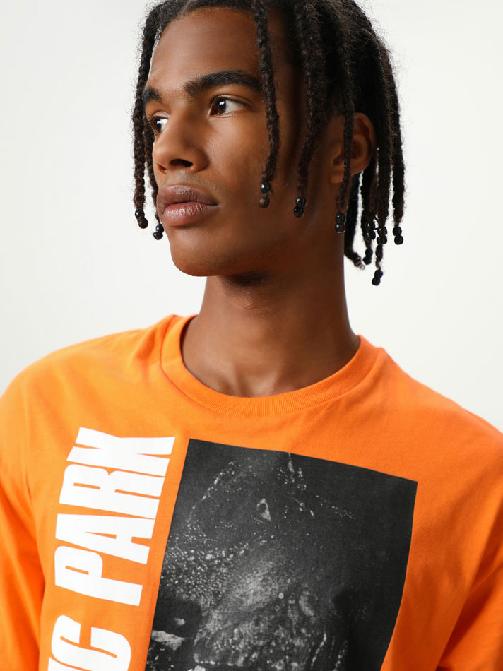 Camiseta estampada Universal Junassic Park - Laranja